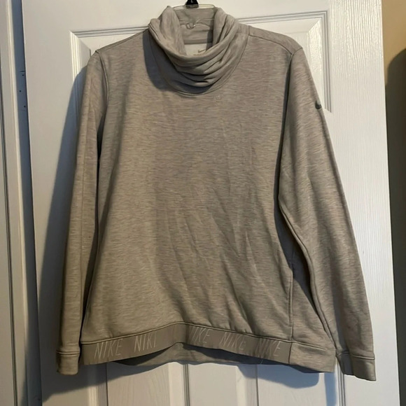 Nike Dri-Fit women’s gray cowl neck sweatshirt size XL - Picture 1 of 8